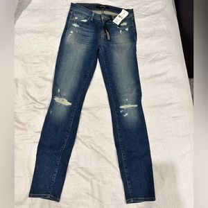 J Brand Low Rise Skinny Crop in size 26